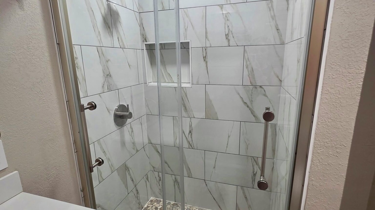 Photo of Bathroom in Evening Shade