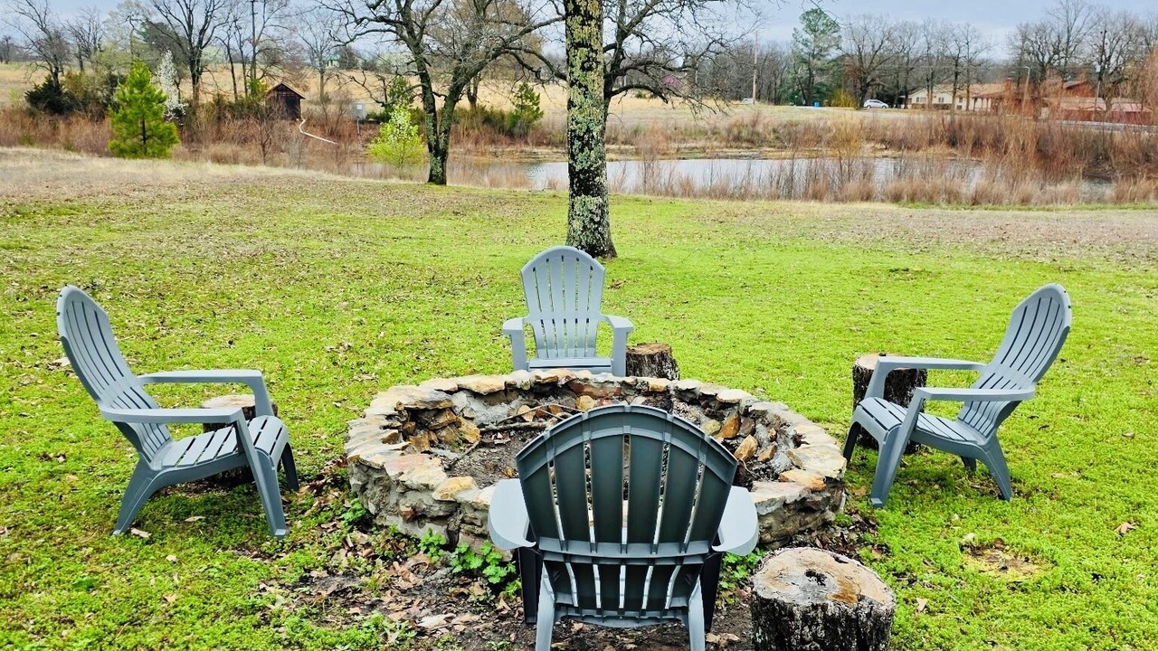 Photo of Outdoor in Evening Shade