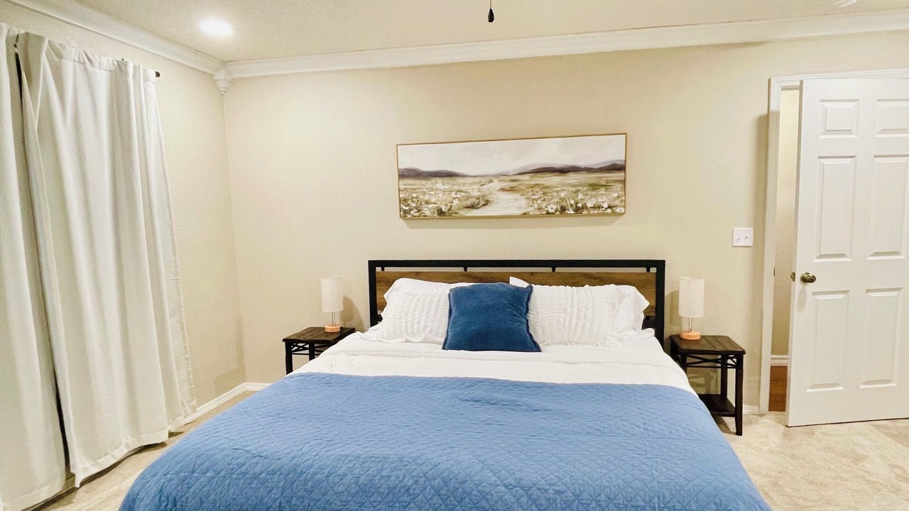 Photo of Bedroom in Evening Shade