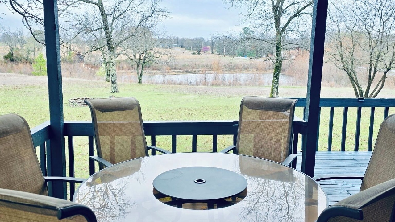 Photo of Outdoor in Evening Shade