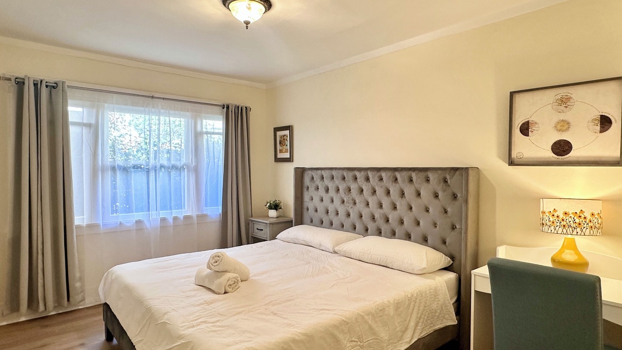 Photo of Bedroom in Mid Central