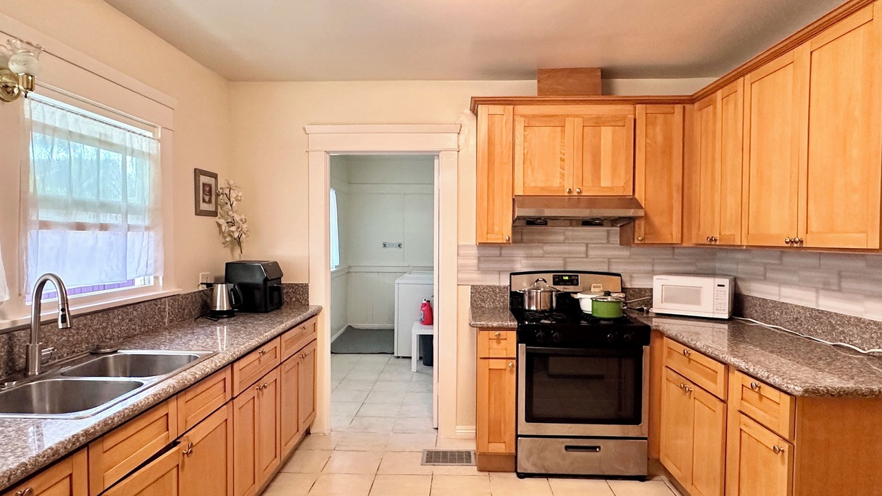 Photo of Kitchen in Mid Central