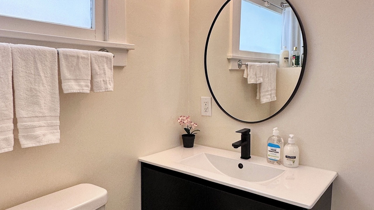 Photo of Bathroom in Mid Central
