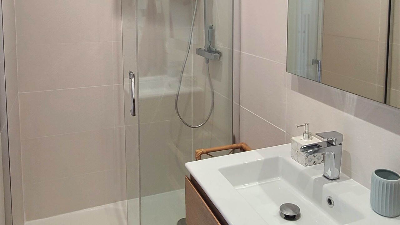 Photo of Bathroom in Taverny
