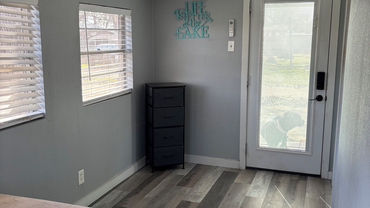 Photo of Bedroom in Tow