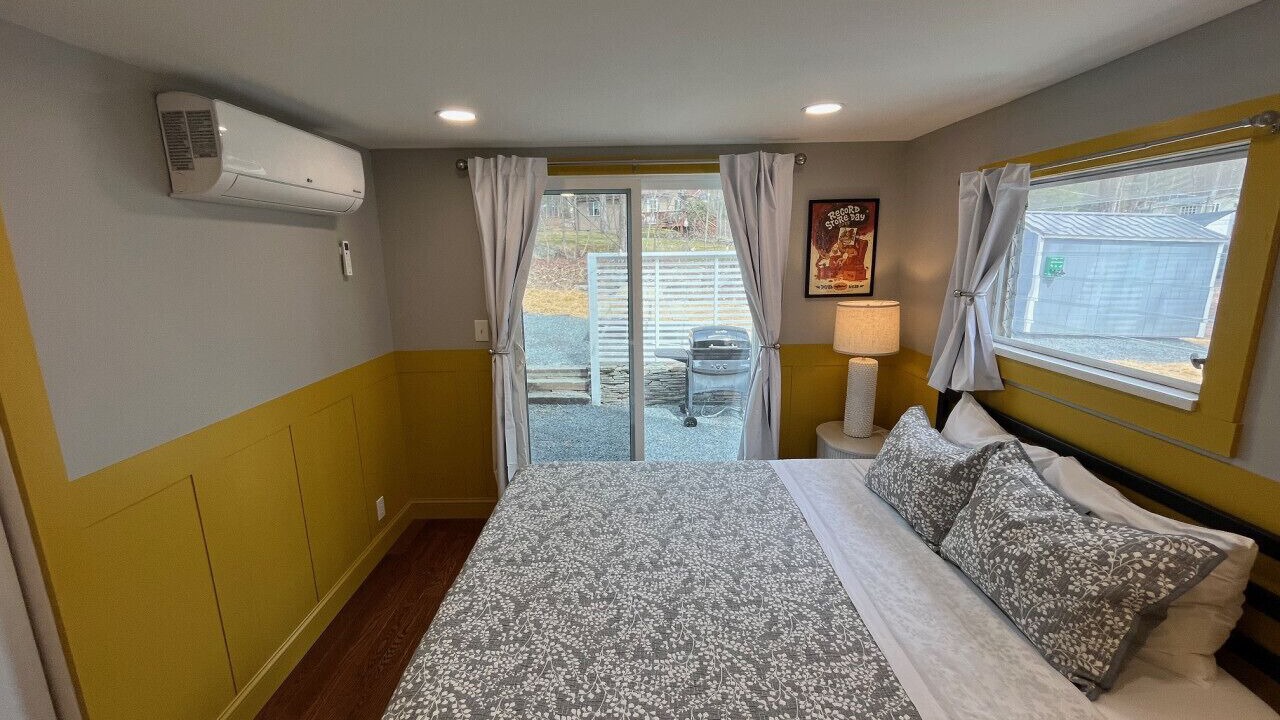 Photo of Bedroom in White Mills