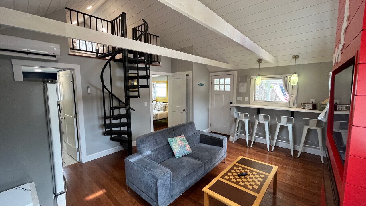 Photo of Livingroom in White Mills