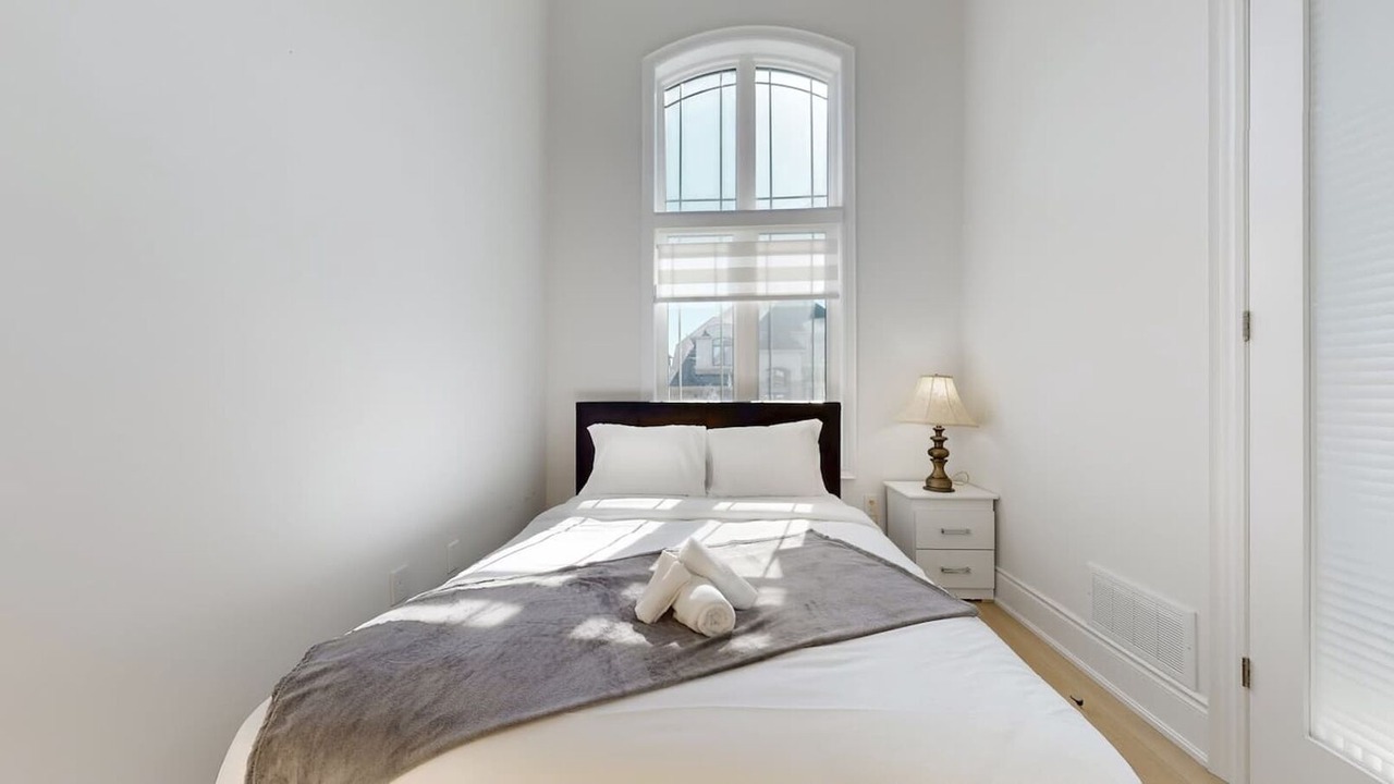 Photo of Bedroom in Caledon