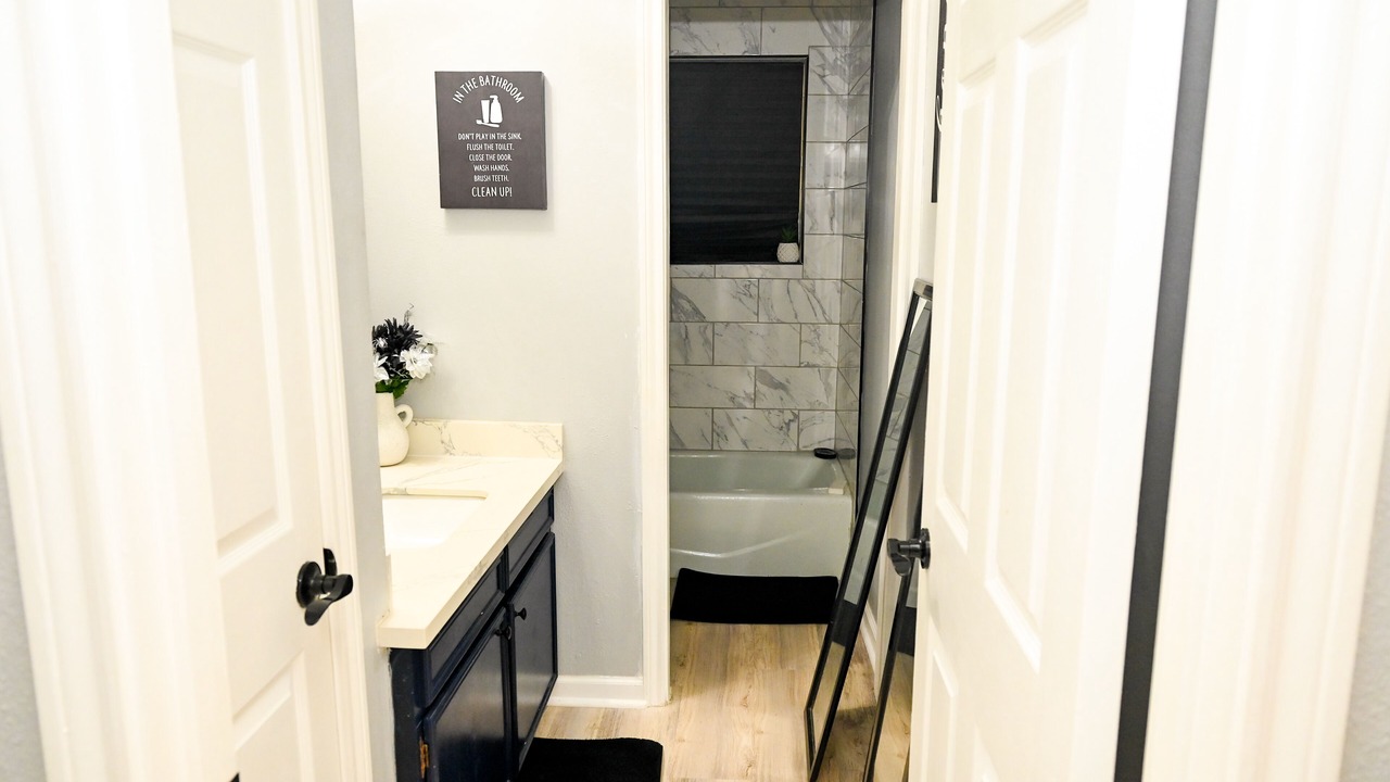Photo of Bathroom in Gonzales