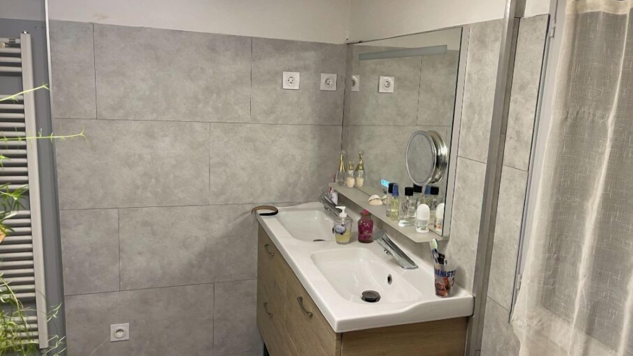 Photo of Bathroom in Saint-Felix-Lauragais