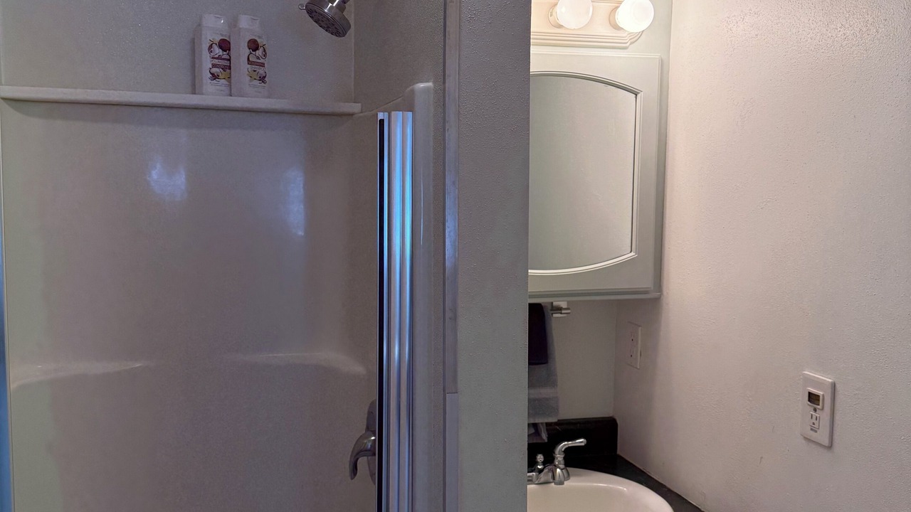 Photo of Bathroom in Browns Lake