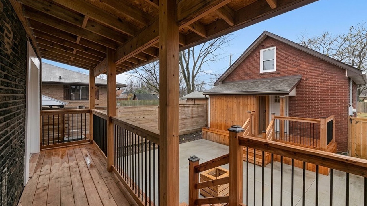 Photo of Patio Balcony in East Windsor