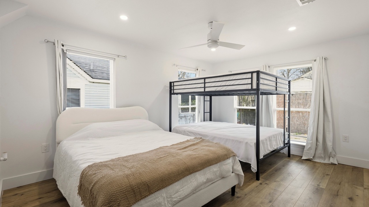 Photo of Bedroom in Cedar Crest