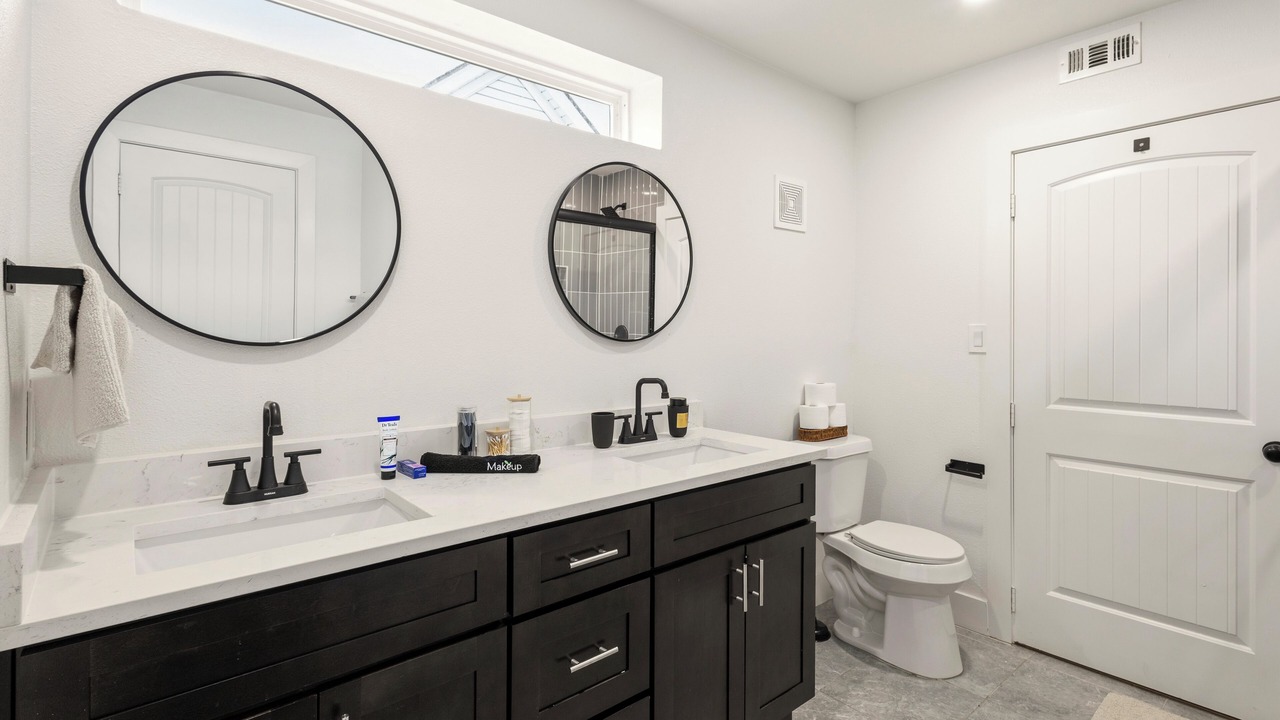 Photo of Bathroom in Cedar Crest