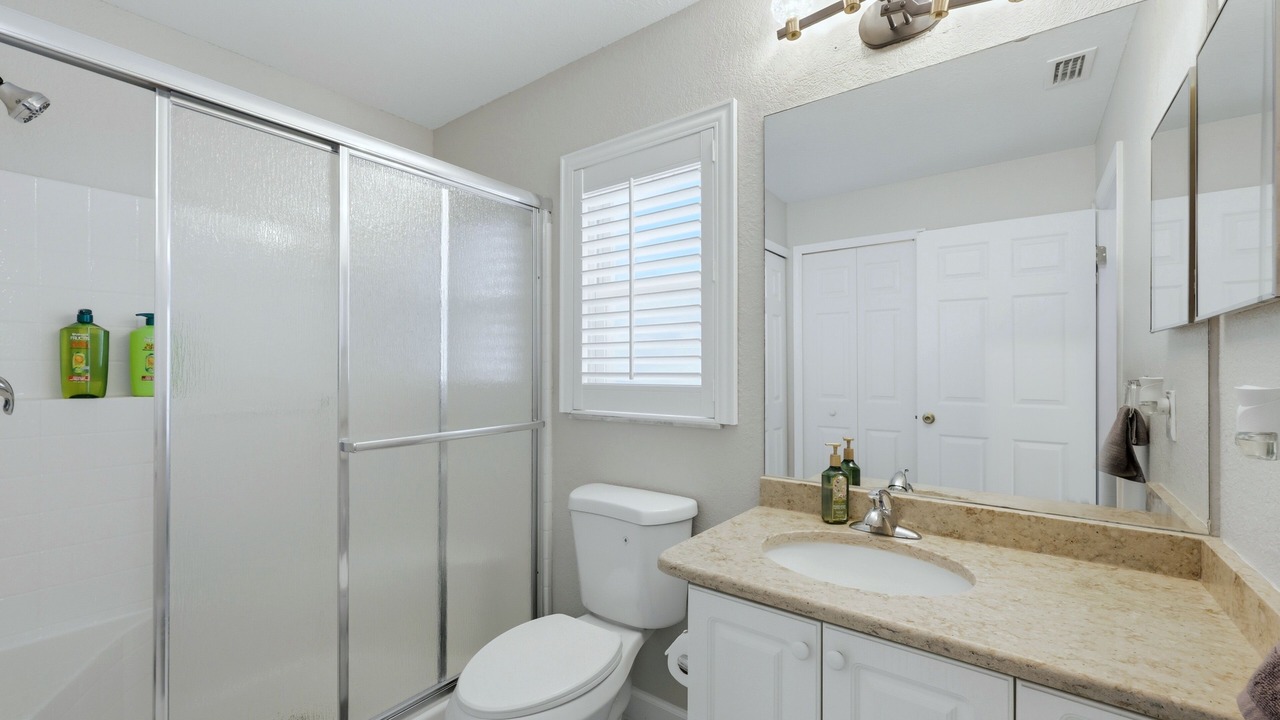 Photo of Bathroom in Gulf Cove