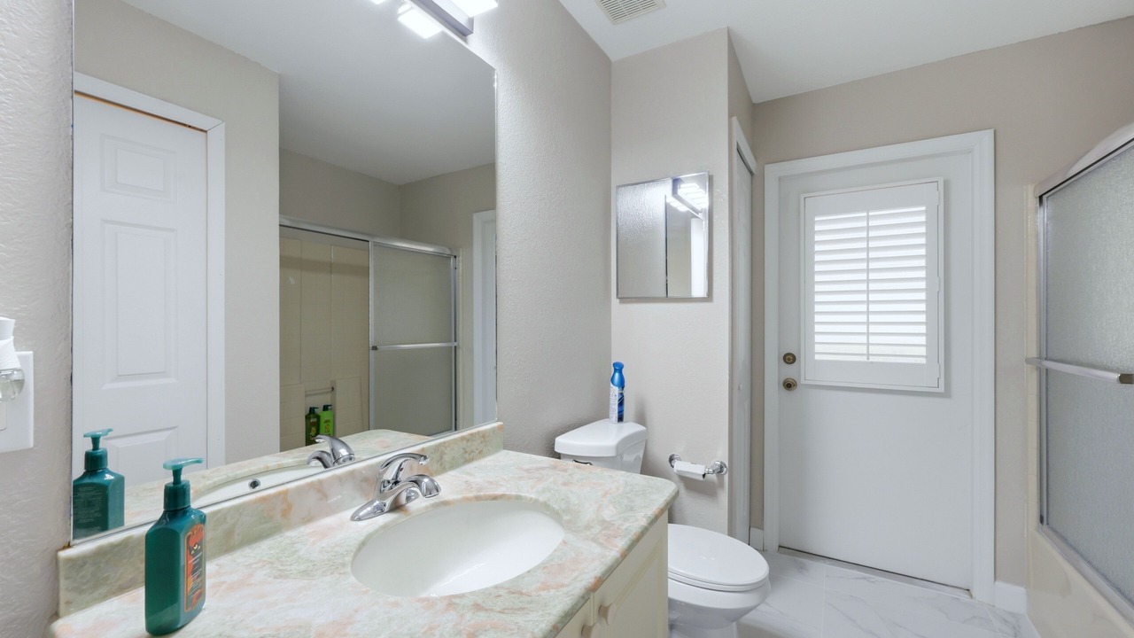 Photo of Bathroom in Gulf Cove