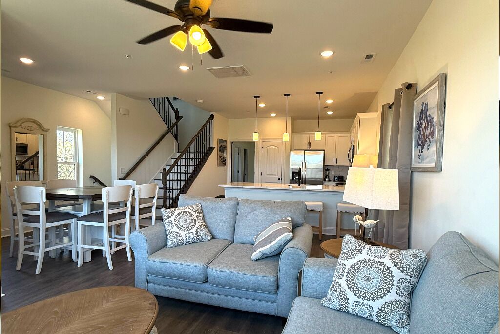 Photo of Livingroom in Downtown Myrtle Beach