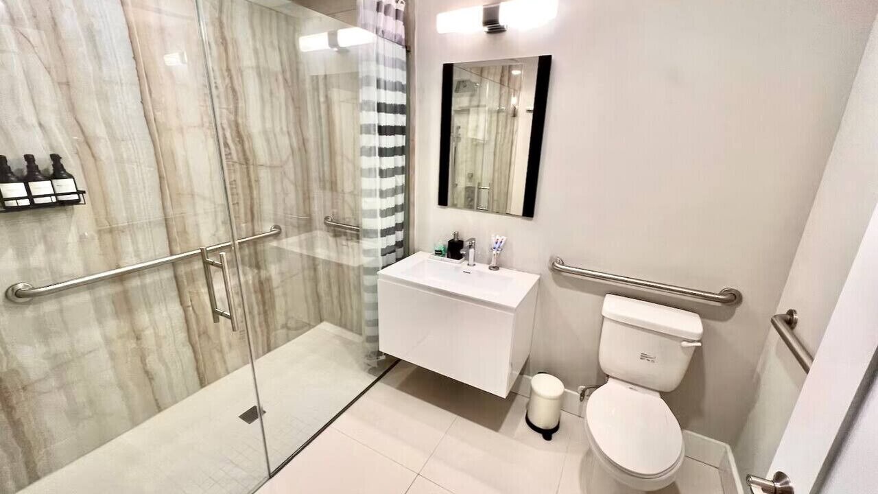 Photo of Bathroom in Center City West