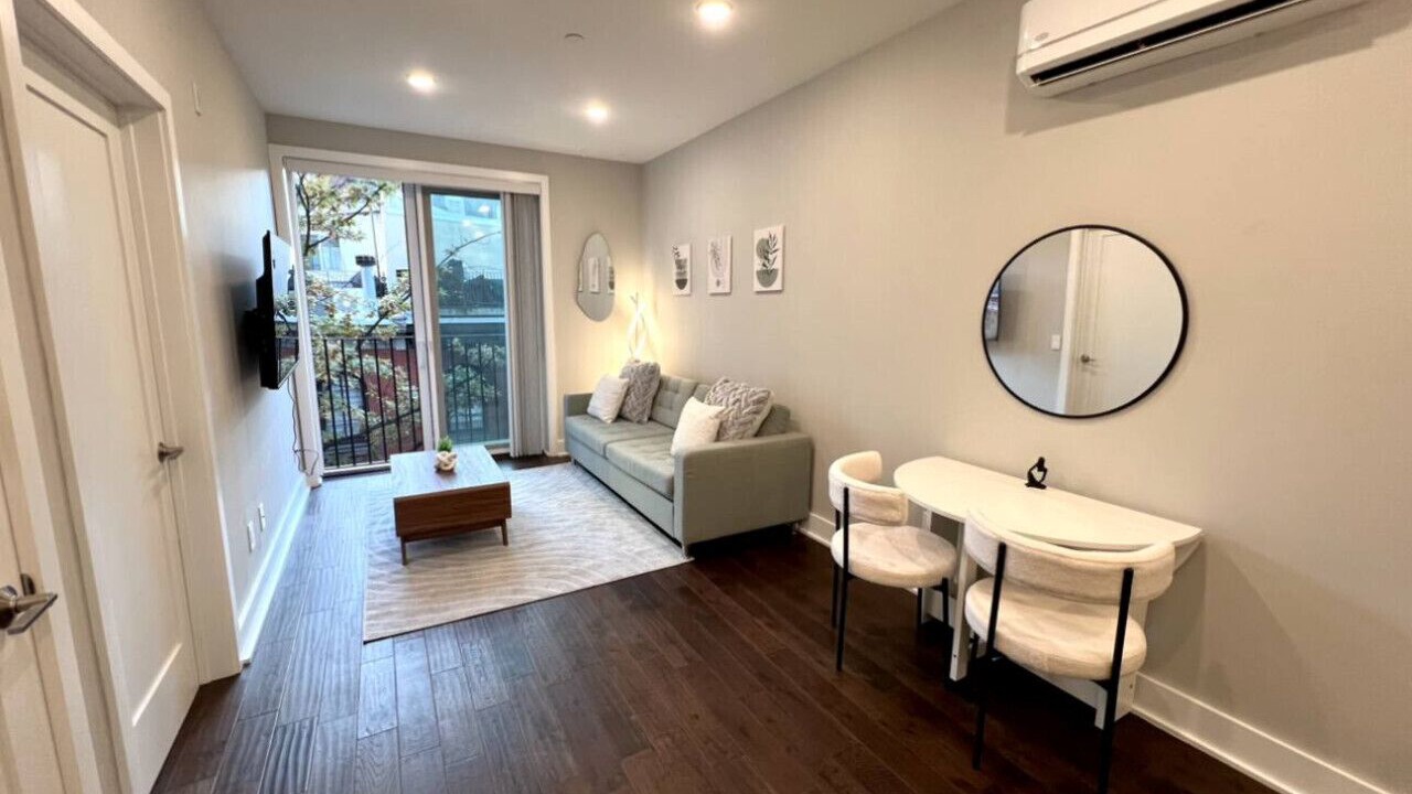 Photo of Livingroom in Center City West