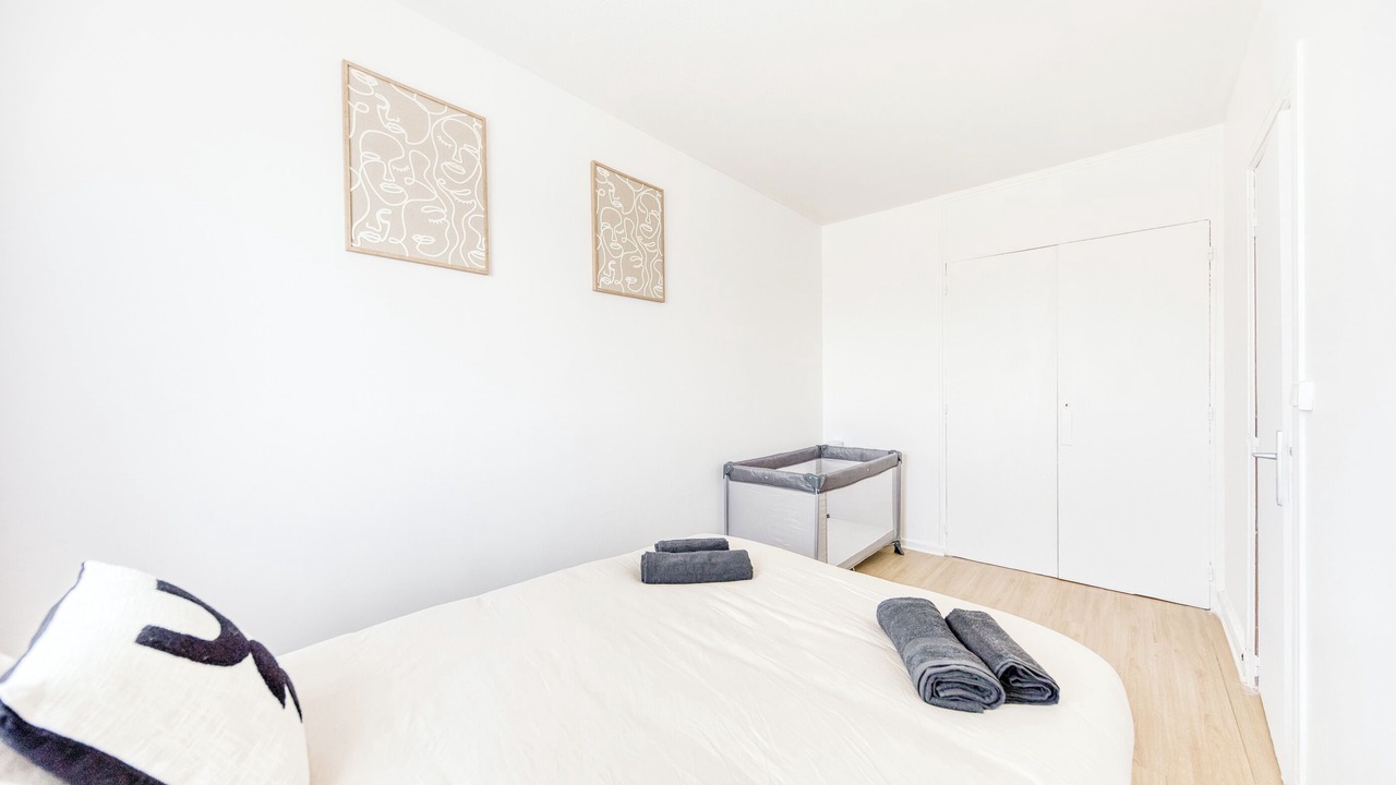 Photo of Bedroom in Noyer Renard
