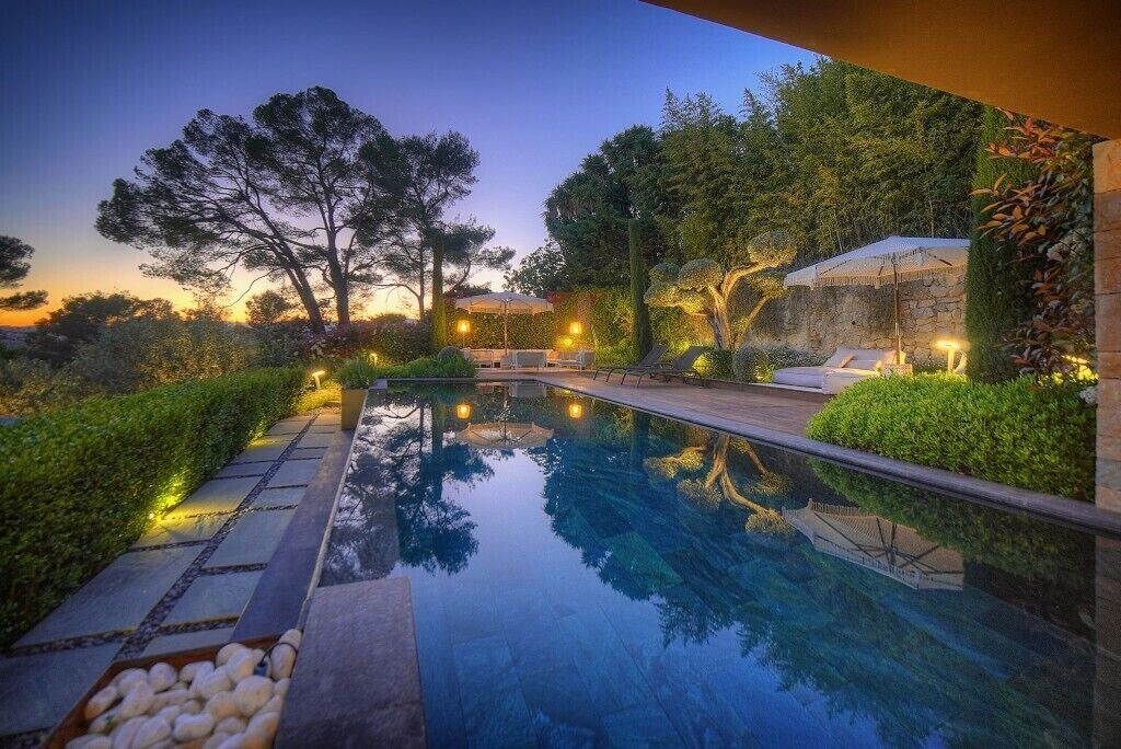 Photo of Outdoor in Mougins Town Centre