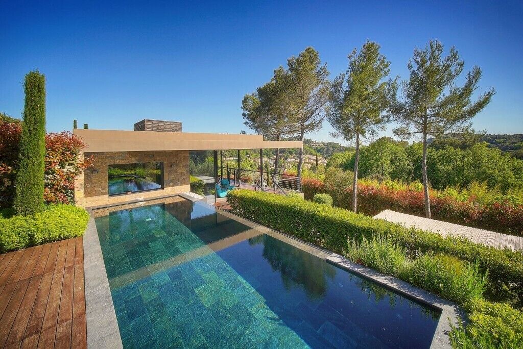 Photo of Outdoor in Mougins Town Centre