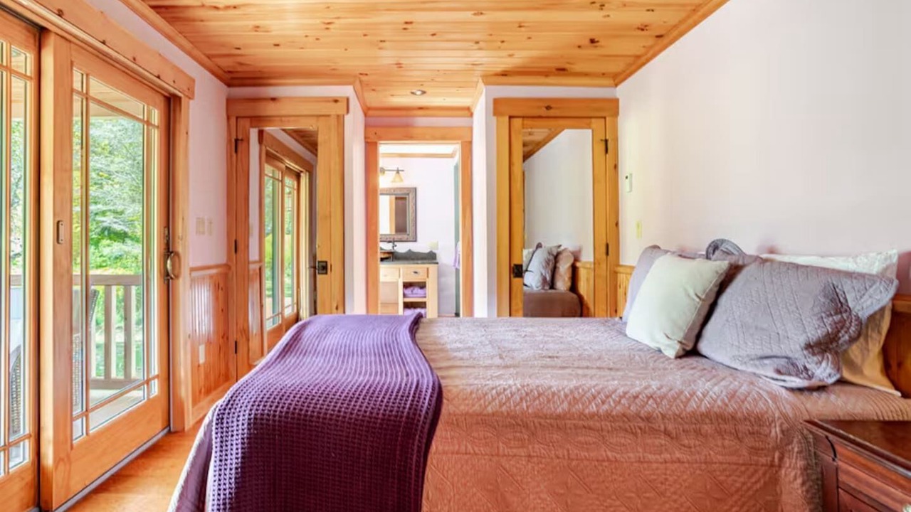 Photo of Bedroom in East Branch