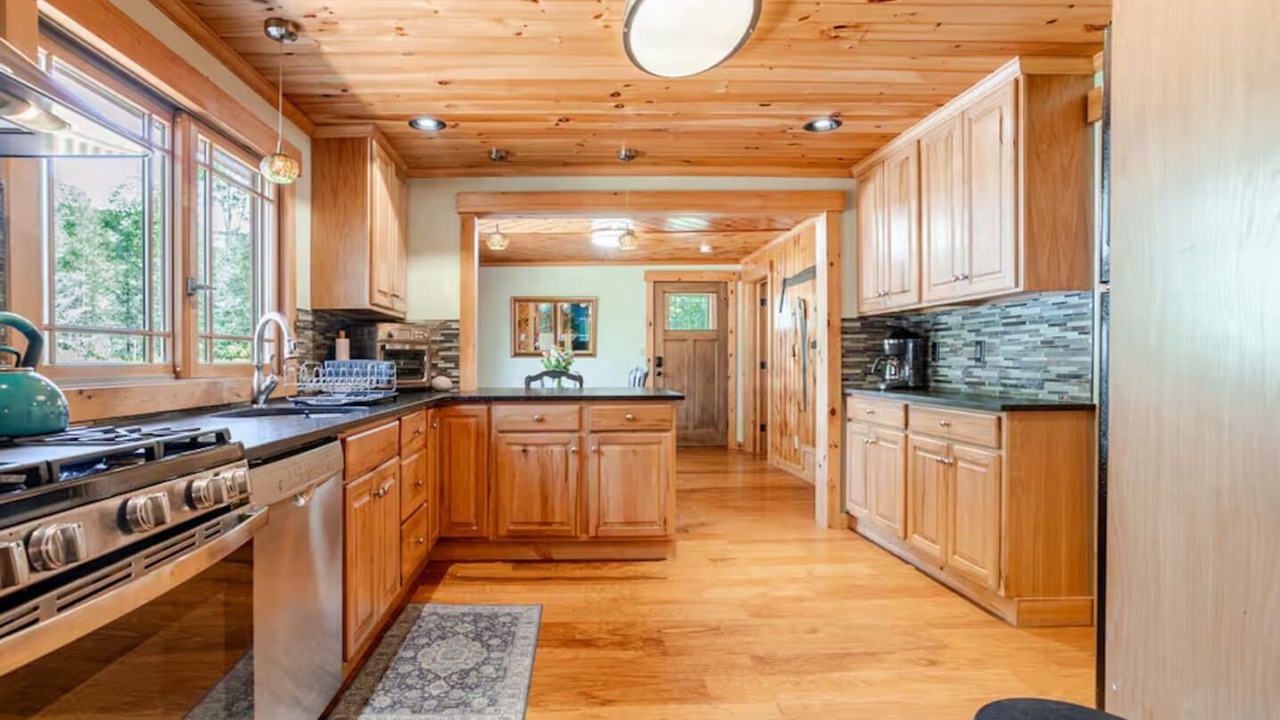 Photo of Kitchen in East Branch