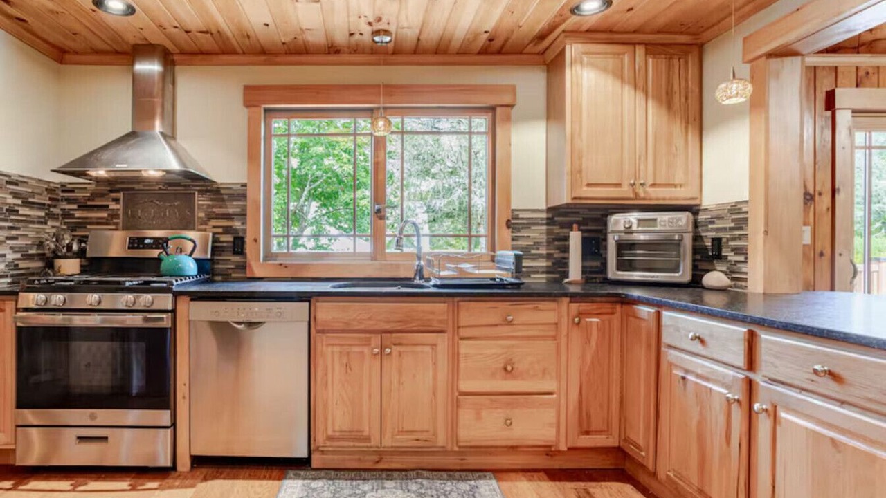 Photo of Kitchen in East Branch