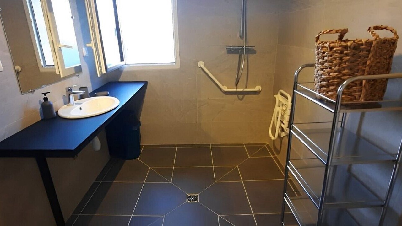 Photo of Bathroom in Coubon