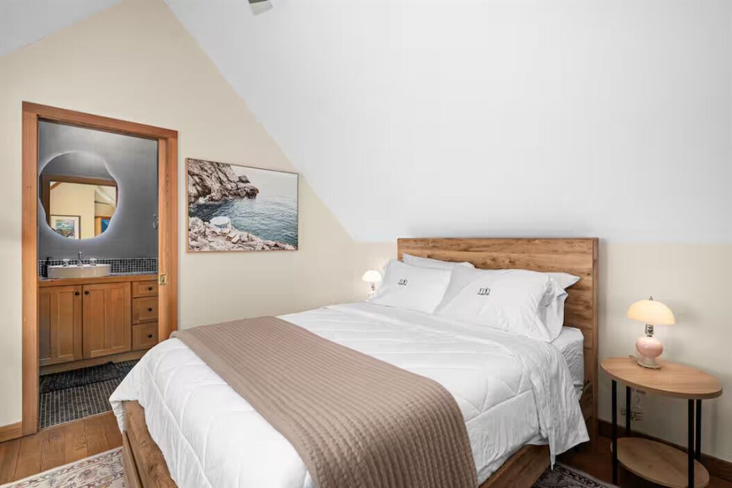 Photo of Bedroom in East Hillside