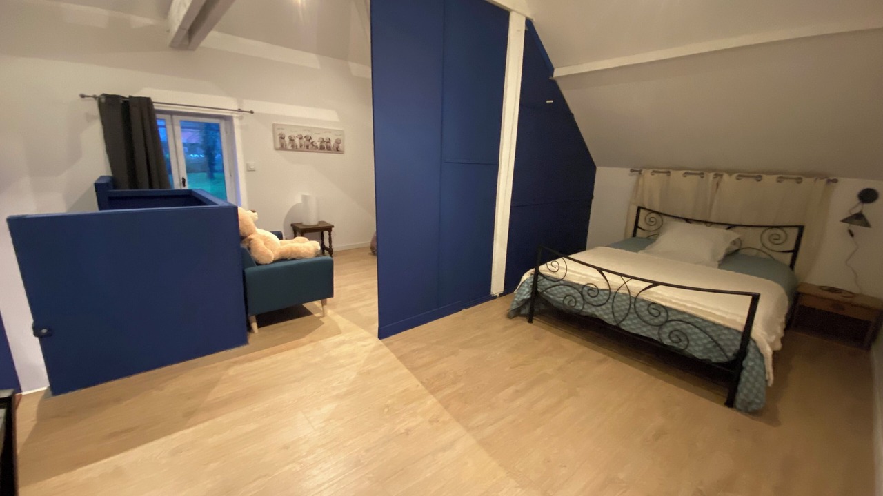 Photo of Bedroom in Gury