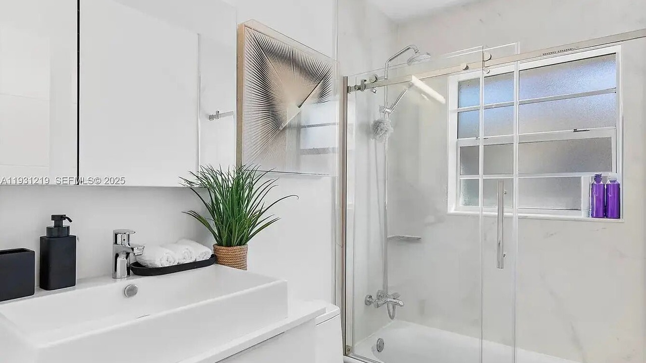 Photo of Bathroom in Wilton Manors