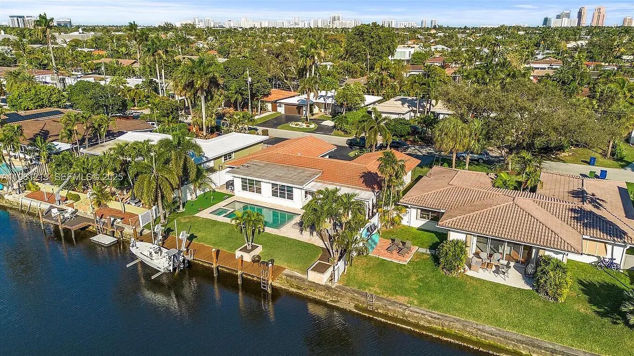 Photo of Outdoor in Wilton Manors