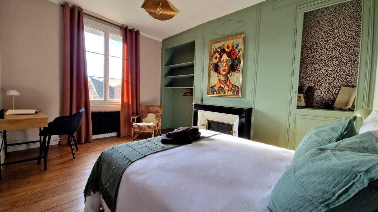 Photo of Bedroom in Neufchatel-en-Bray