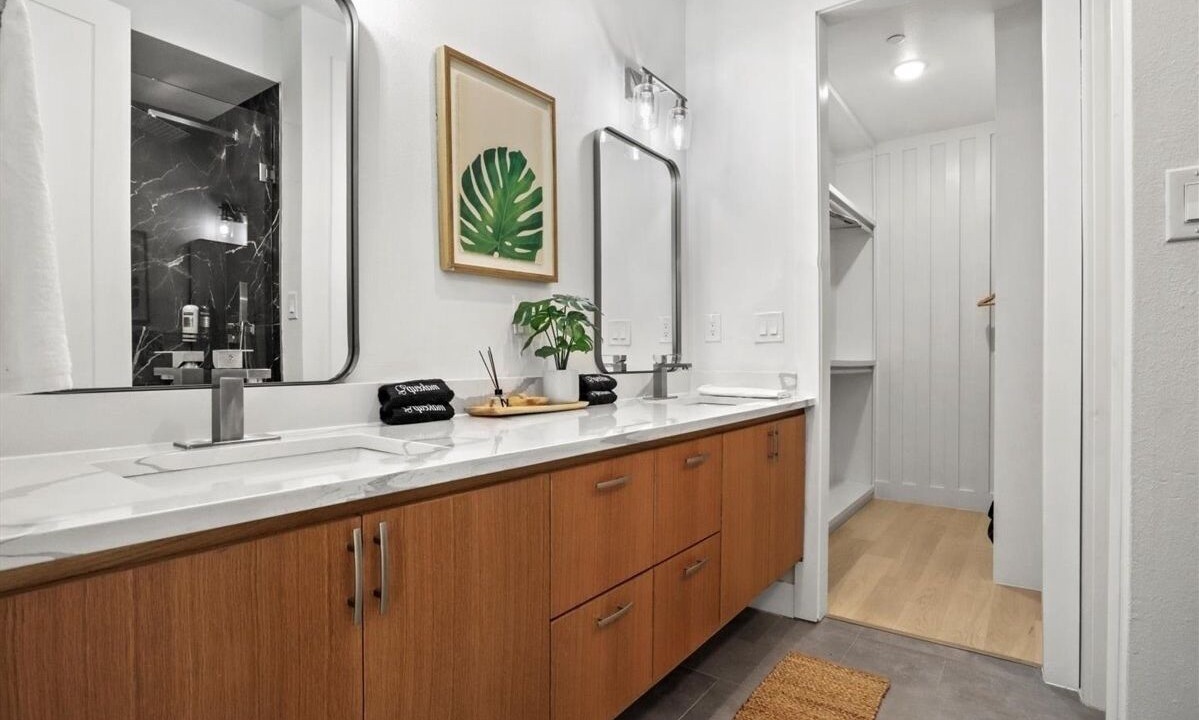 Photo of Bathroom in Cityplace