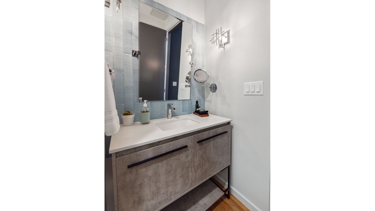 Photo of Bathroom in Downtown Syracuse