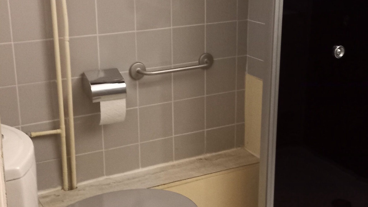 Photo of Bathroom in Lamalou-les-Bains