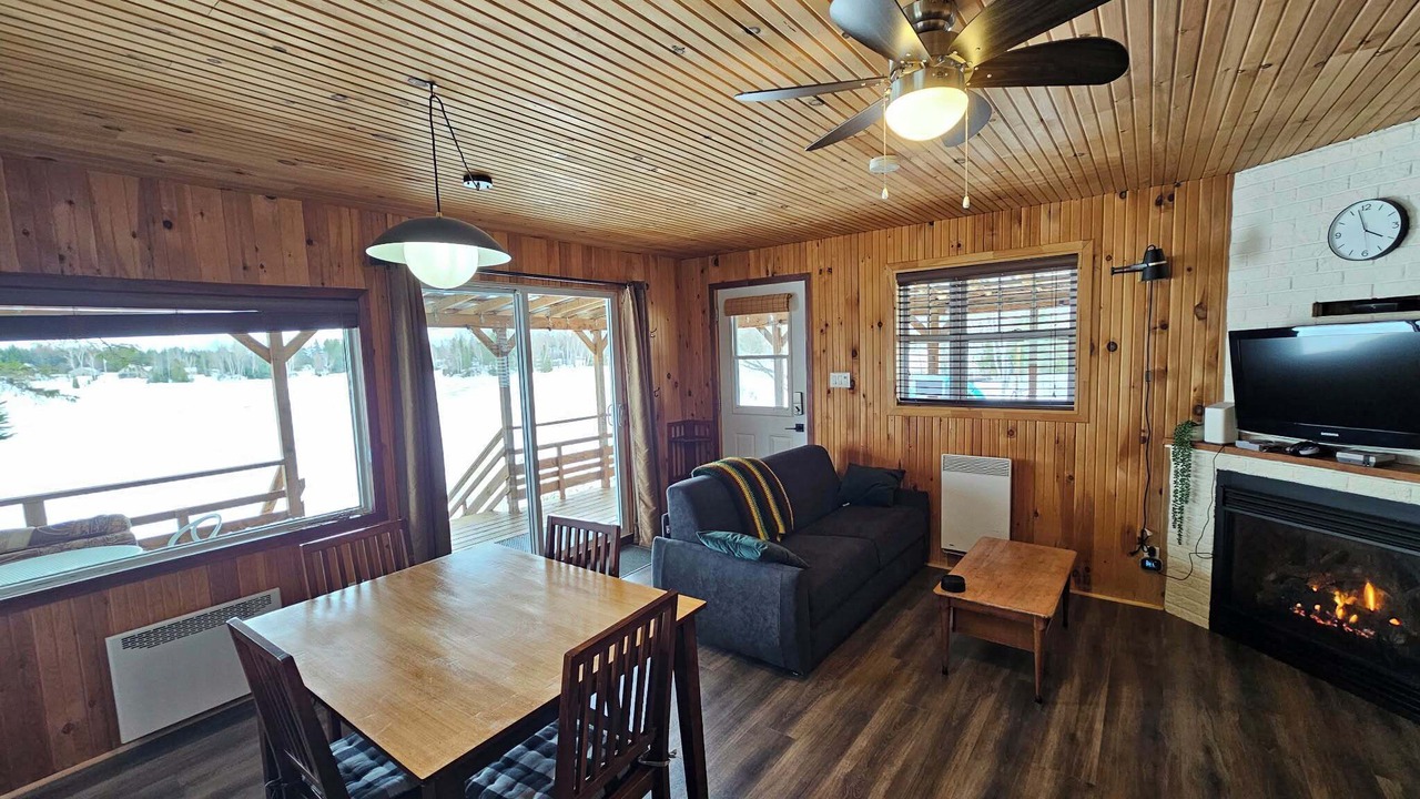 Photo of Livingroom in Saint-Ambroise