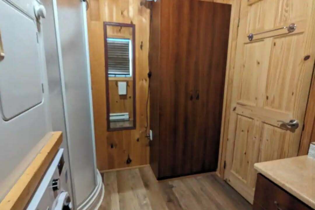 Photo of Bathroom in Saint-Ambroise