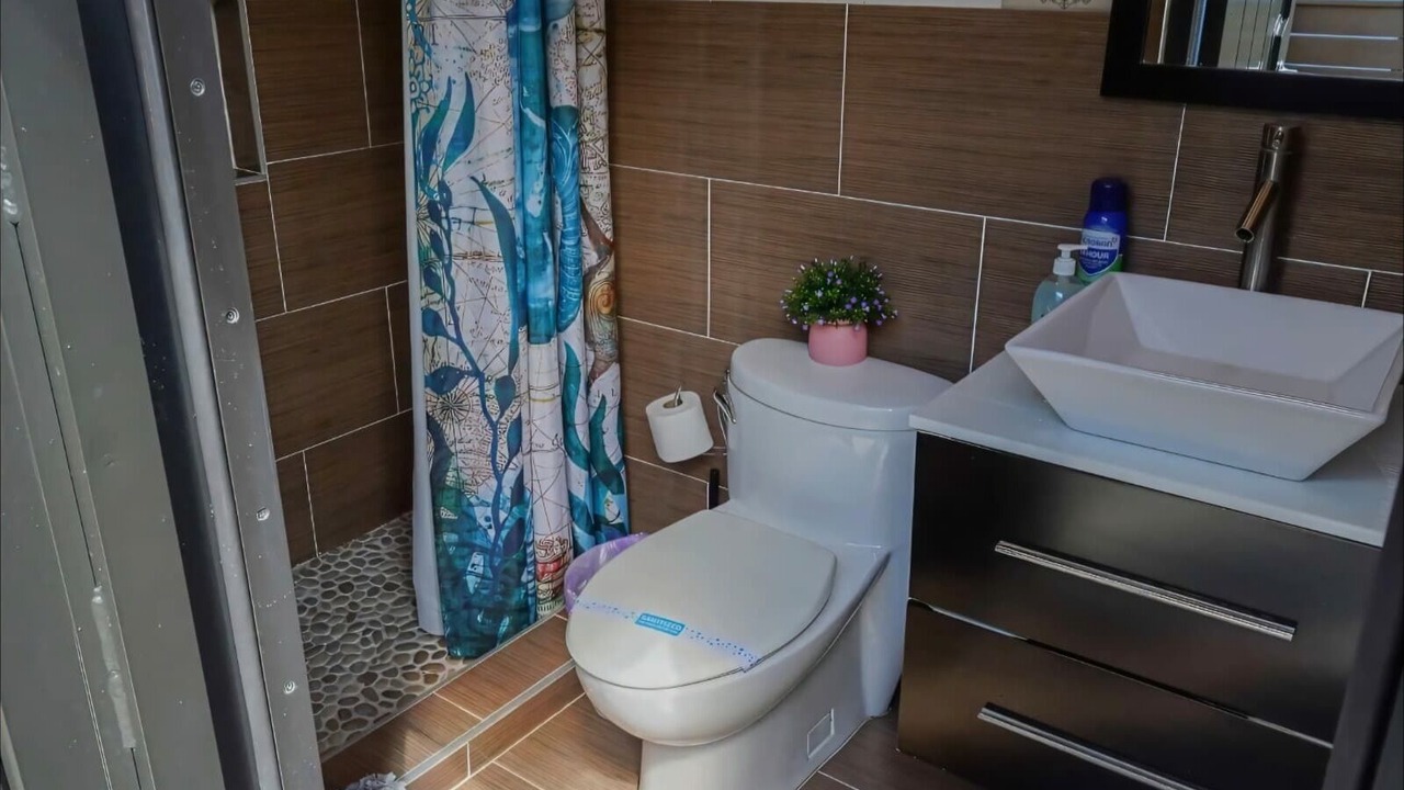 Photo of Bathroom in Palmetto Estates