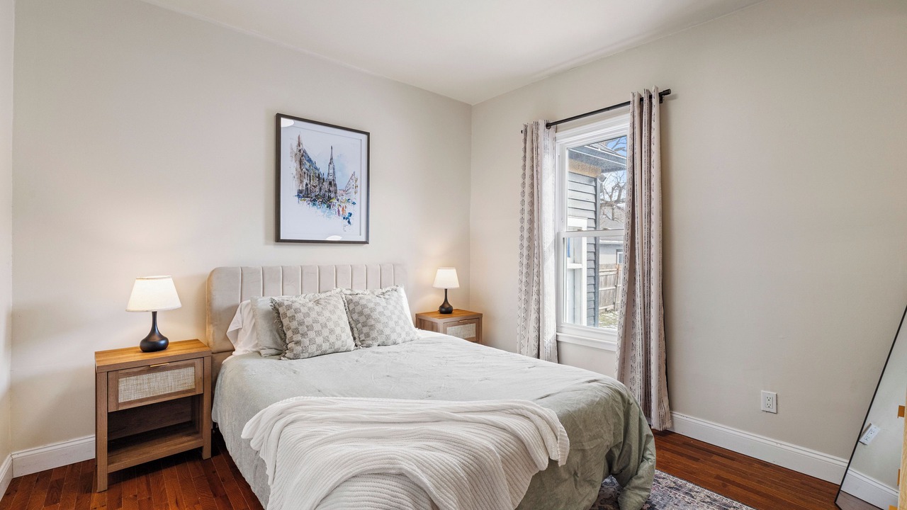 Photo of Bedroom in North Tonawanda