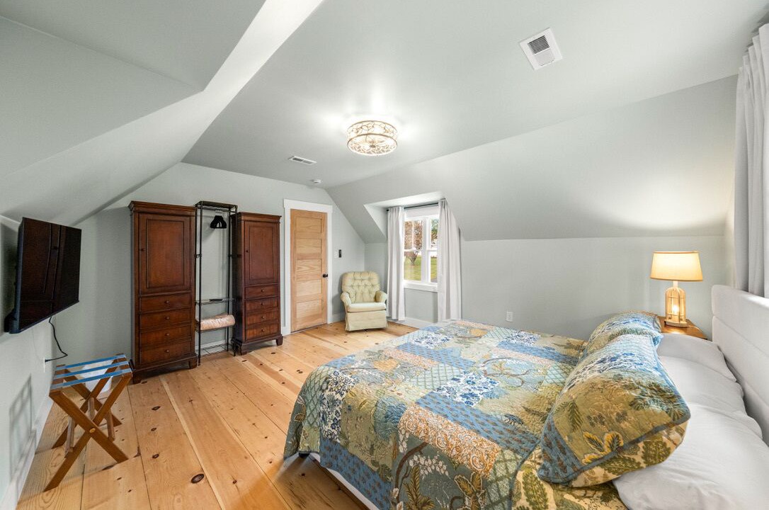 Photo of Bedroom in Seymour