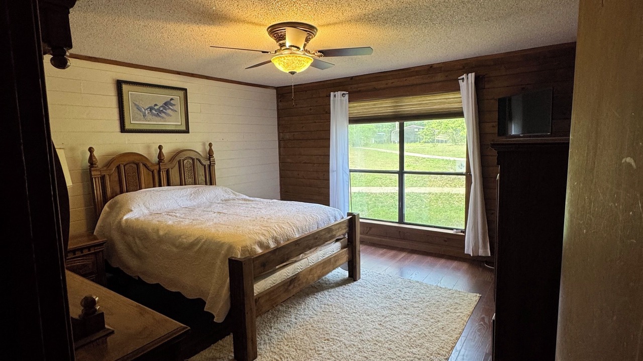 Photo of Bedroom in Anacoco