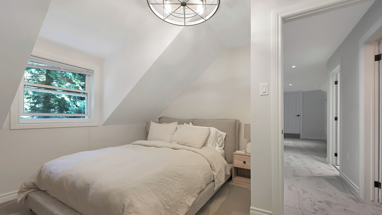 Photo of Bedroom in Eagle Lake
