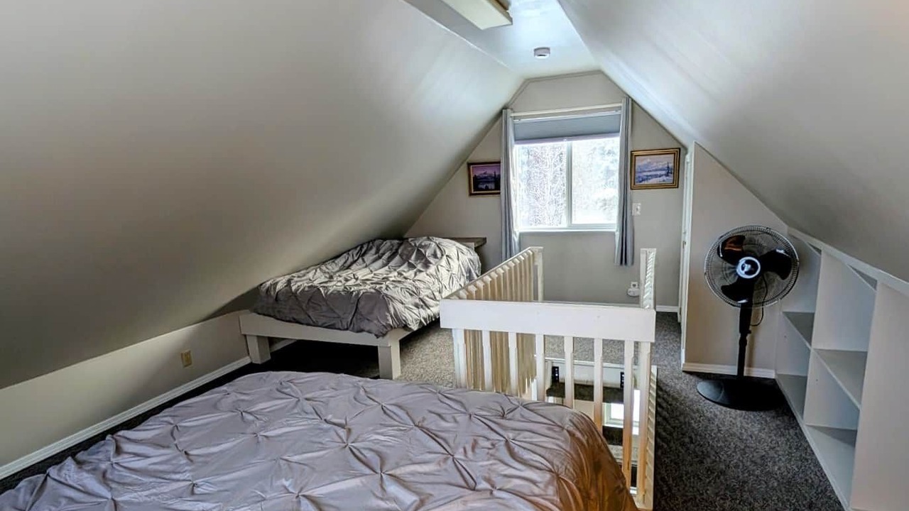 Photo of Bedroom in Trapper Creek