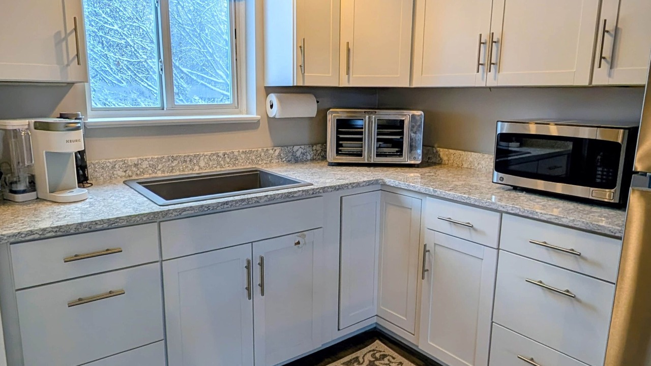 Photo of Kitchen in Trapper Creek