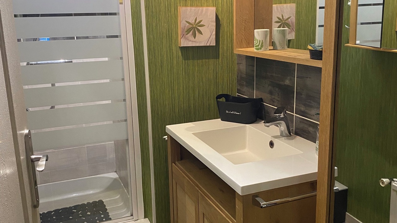 Photo of Bathroom in Beaucouze