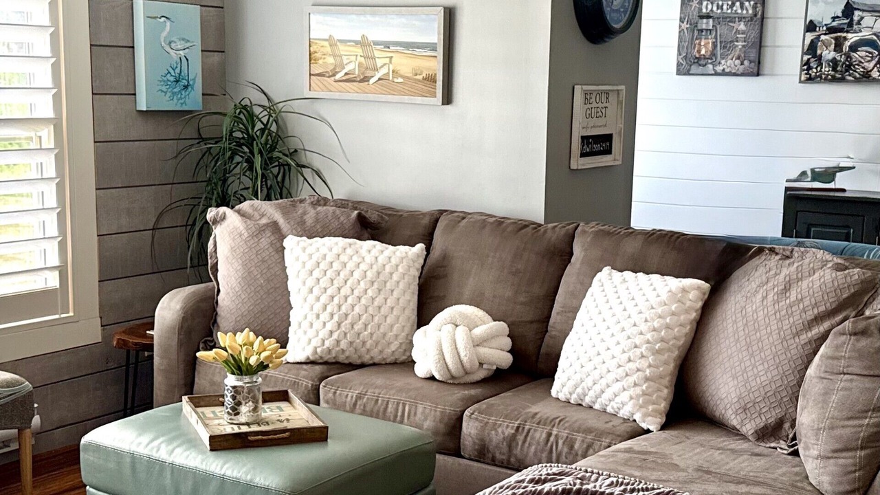 Photo of Livingroom in Miminegash