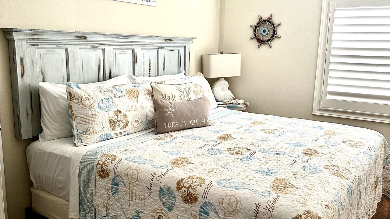 Photo of Bedroom in Miminegash